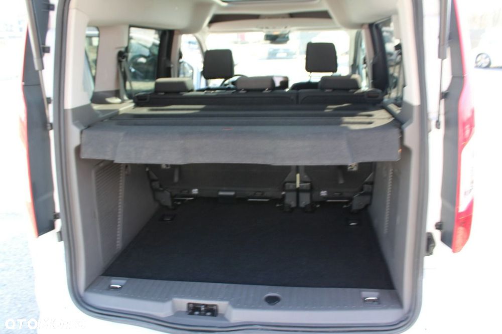 Ford Tourneo Connect - 28
