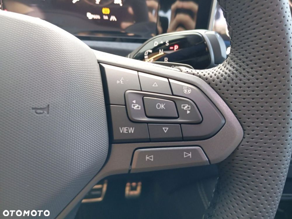 Volkswagen Tiguan - 25