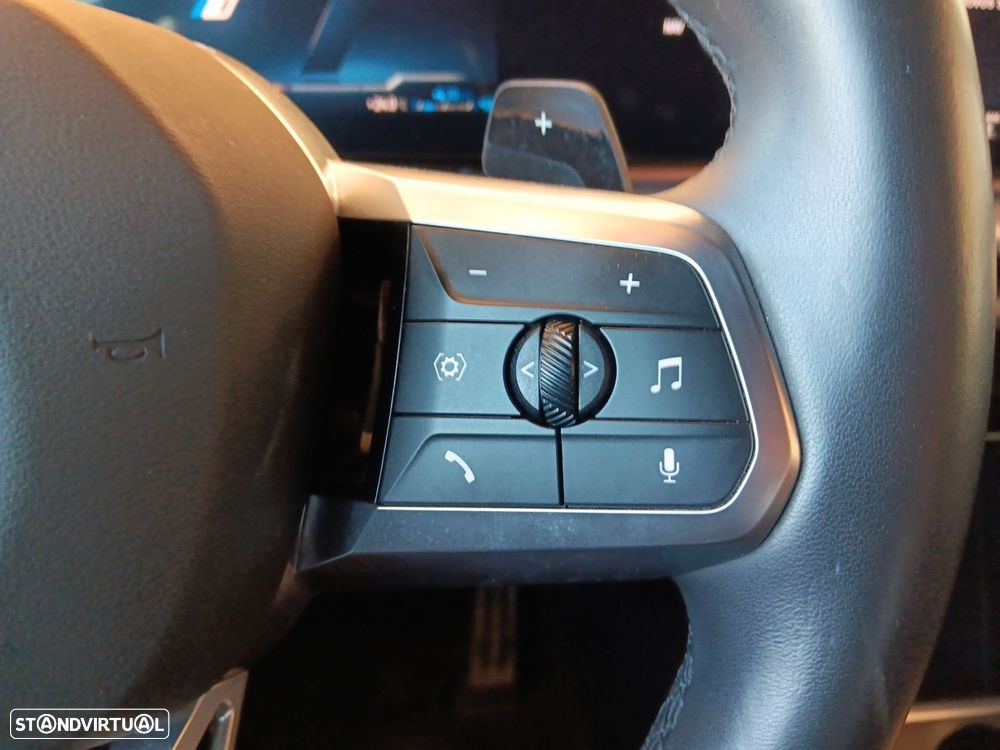 BMW 225xe Active Tourer e xDrive Pack Desportivo M - 15