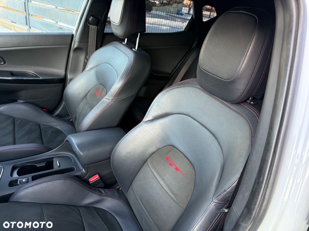 Kia Ceed 1.6 T-GDI GT-Track - 18