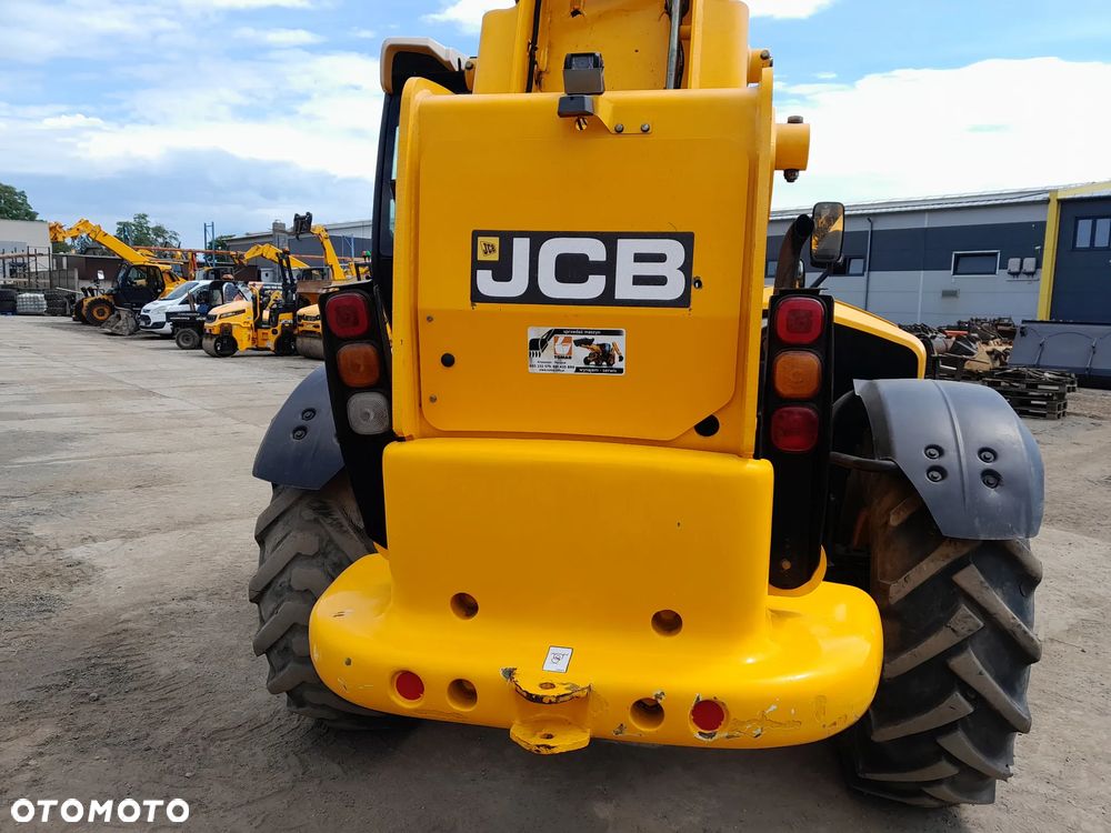 JCB 540-170 2013R - 11