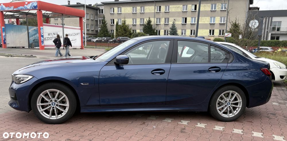 BMW Seria 3 320e - 4