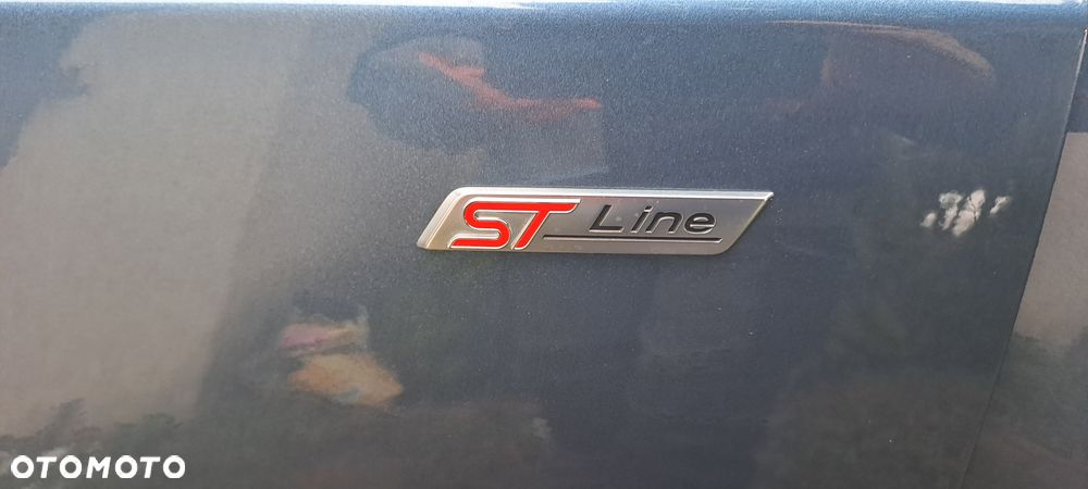 Ford Focus 1.5 EcoBlue Start-Stopp-System ST-LINE DESIGN - 17