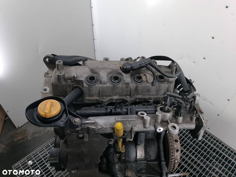 SILNIK RENAULT CLIO III D4FH784 1.2 TCE - 4