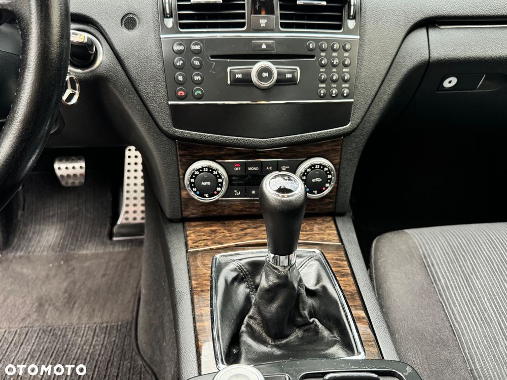Mercedes-Benz Klasa C 200 Kompressor Elegance - 16