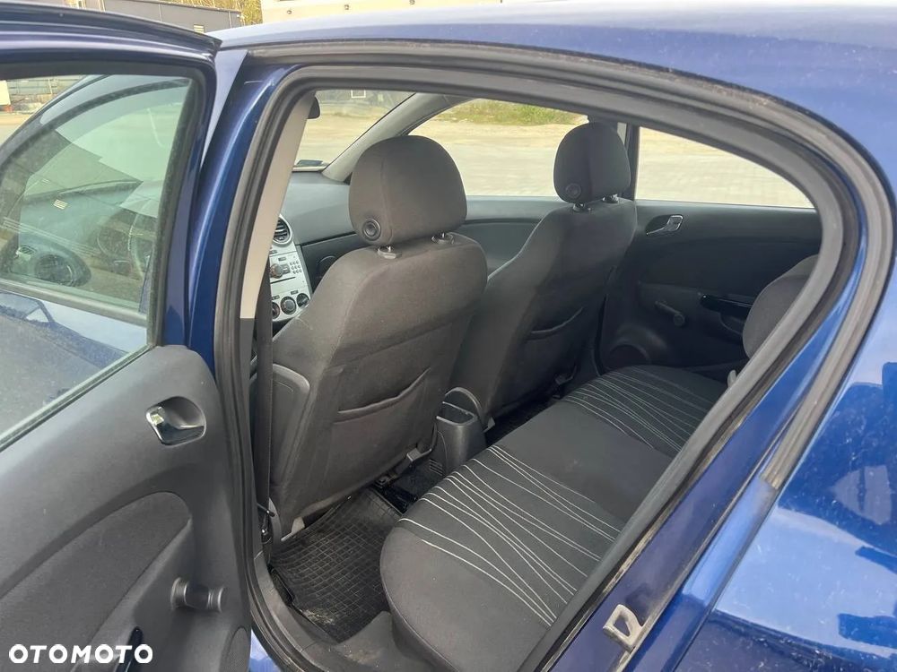 Opel Corsa - 4