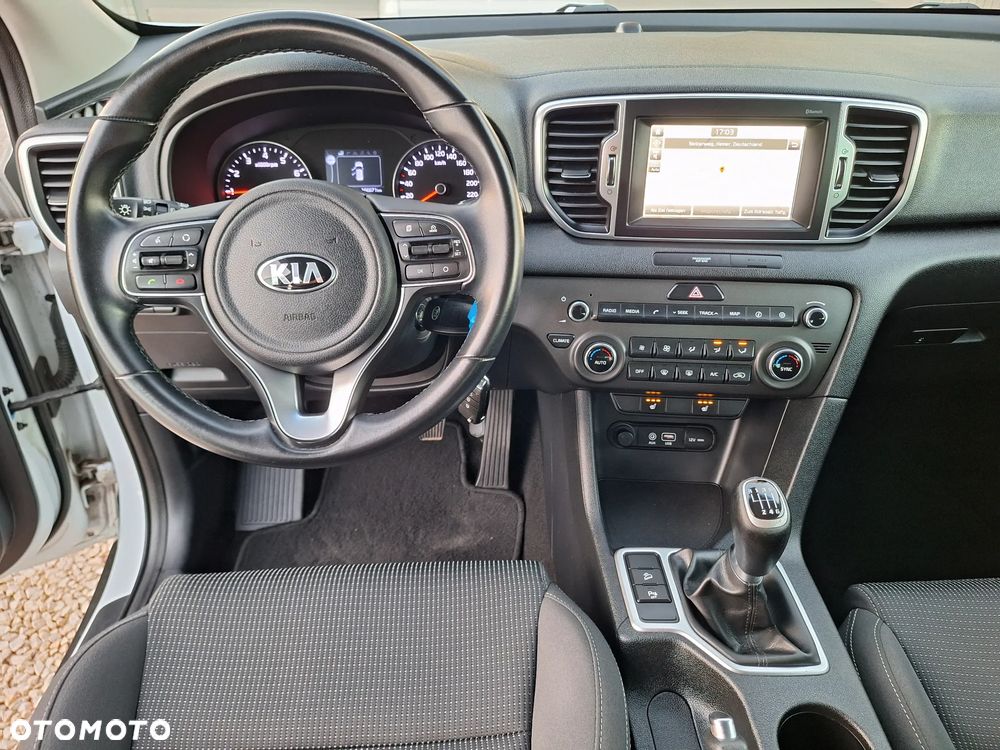 Kia Sportage 1.6 GDI 2WD Black Edition - 26