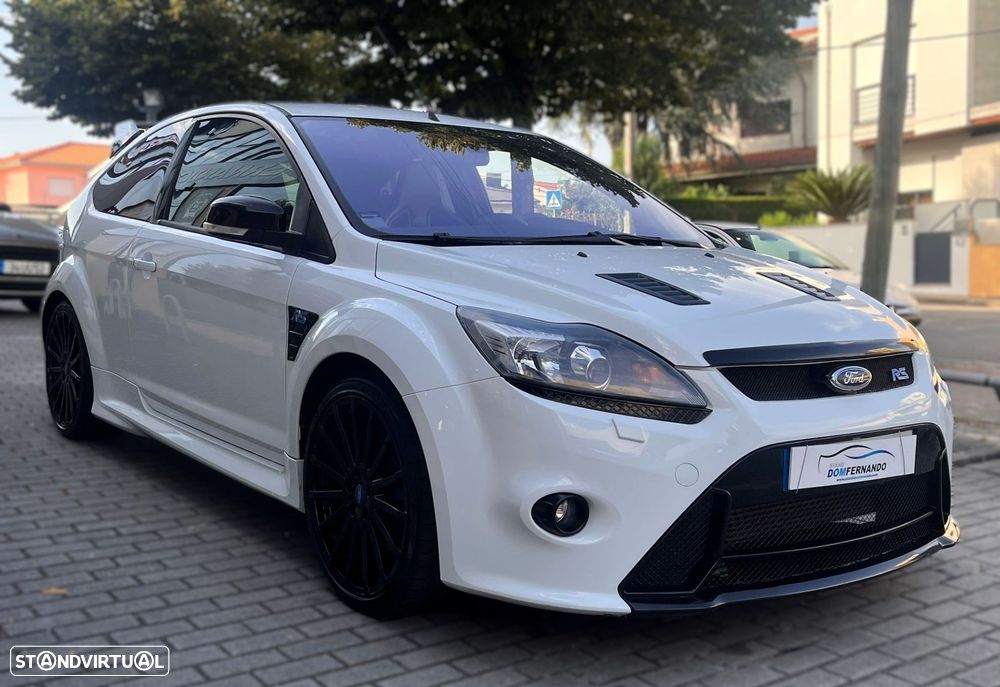 Ford Focus 2.5 T RS - 12