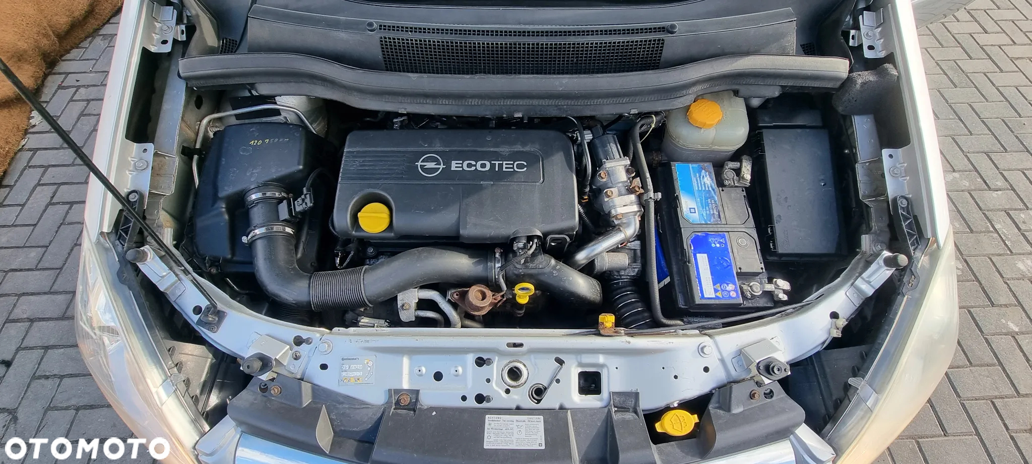Opel Zafira - 24