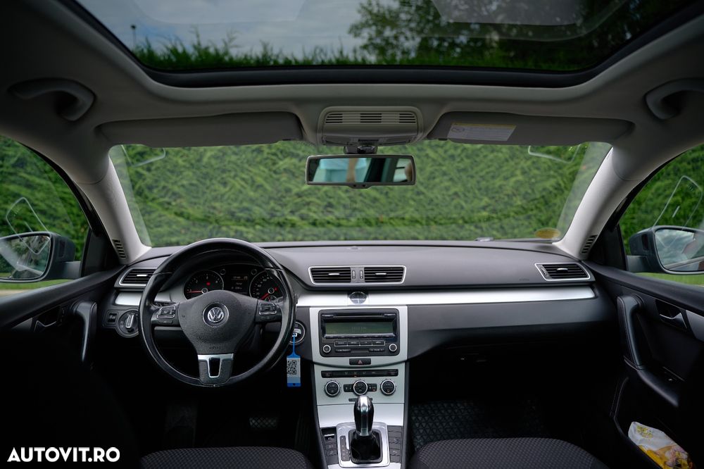 Volkswagen Passat 2.0 TDI BlueMotion Technology DSG Comfortline - 8