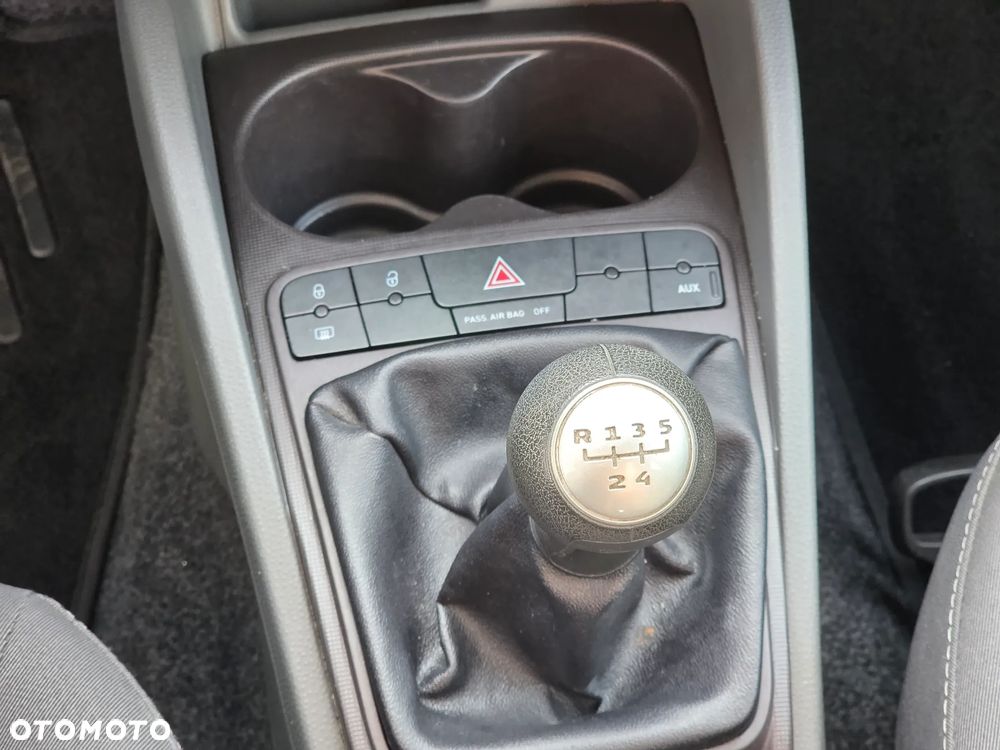 Seat Ibiza 1.4 16V Style - 15