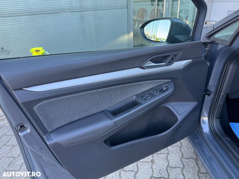 Volkswagen Golf 2.0 TDI SCR DSG Life - 21