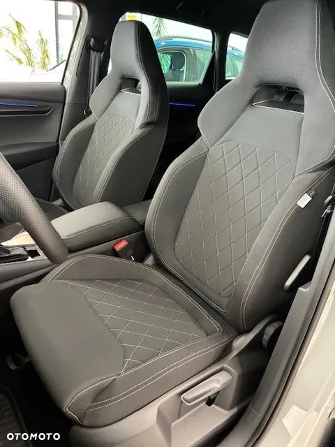 Skoda Karoq 1.5 TSI ACT Sportline DSG - 12