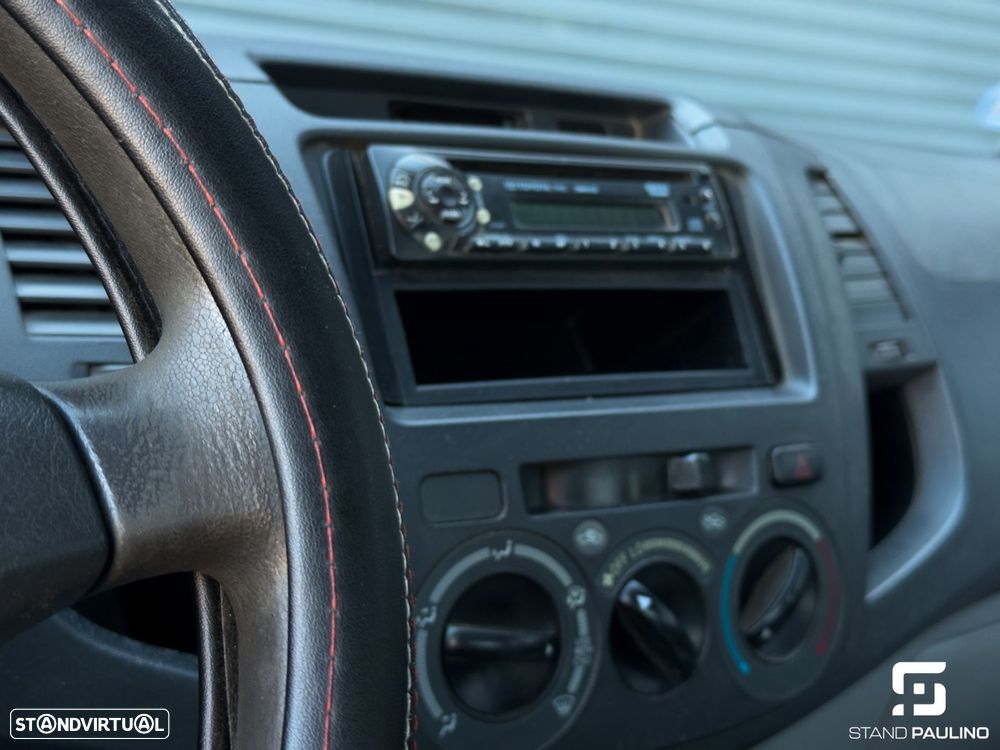 Toyota Hilux 2.5 D-4D 2WD CD - 30