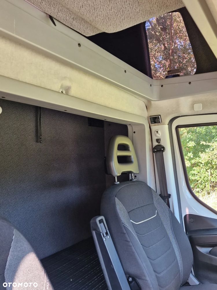 Iveco DAYLY 35S HI-MATIC LED, bezwypadkowy ,Automat Bogato wyposażony Bezwypadkowy, Salon PL , ASO BURTO FIRANA,KLIMA - 11