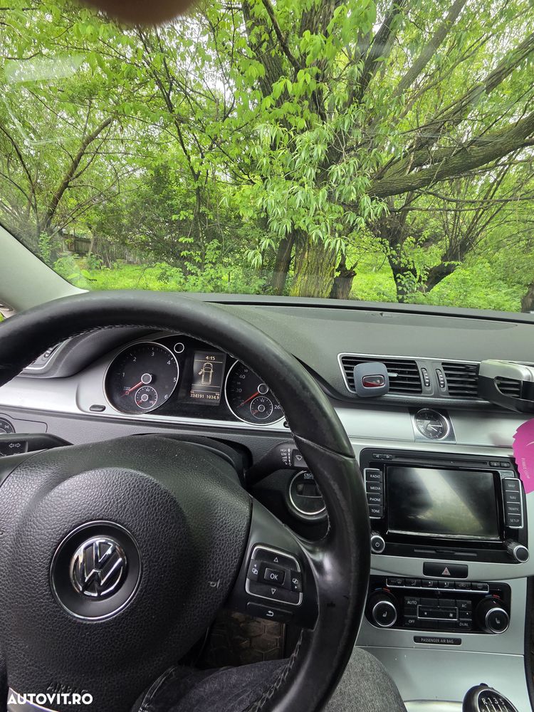 Volkswagen Passat 2.0 TDI BlueMotion Technology Comfortline - 17