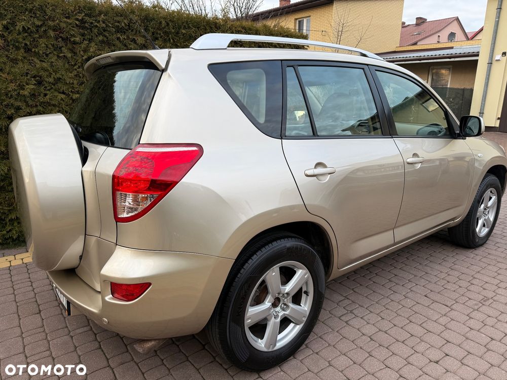 Toyota RAV4 2.0 VVT-i Premium - 5