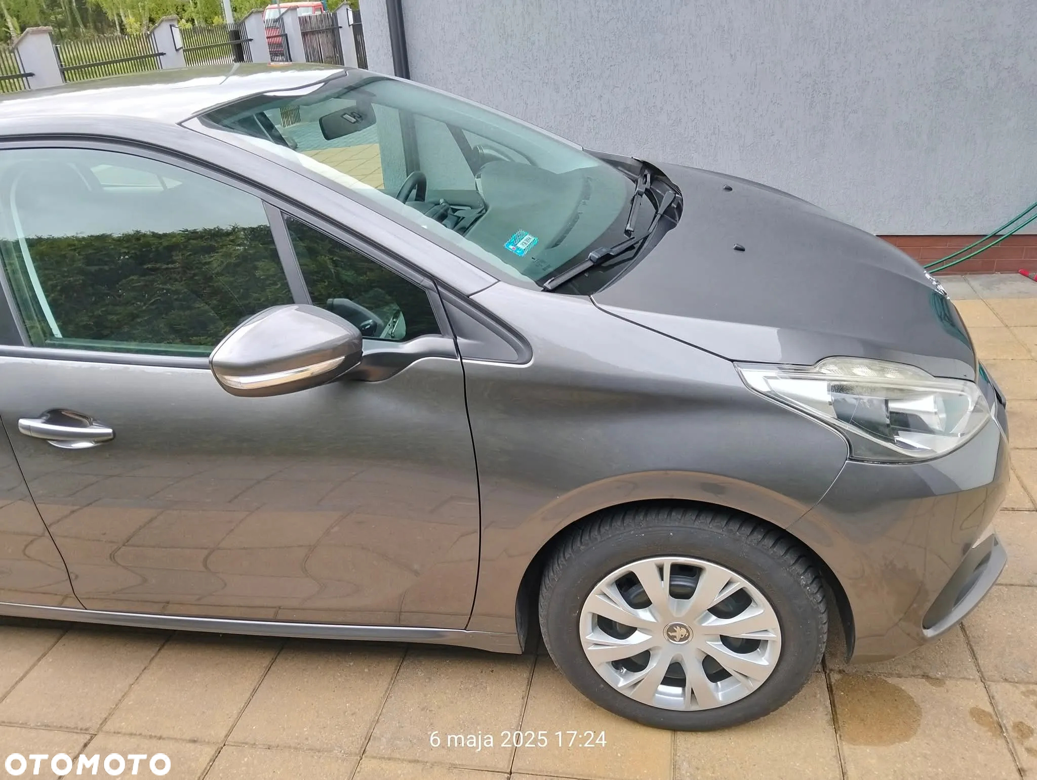Peugeot 208 - 9