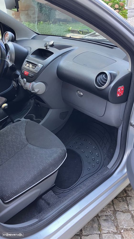 Peugeot 107 1.0 Black&Silver - 17