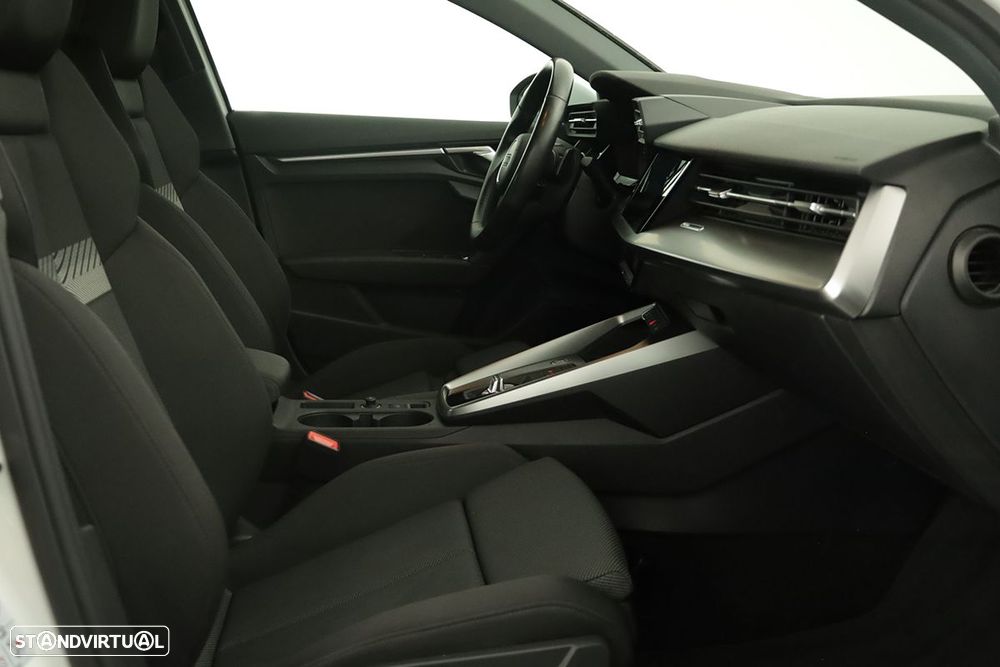 Audi A3 Sportback 30 TFSI Advanced S tronic - 22