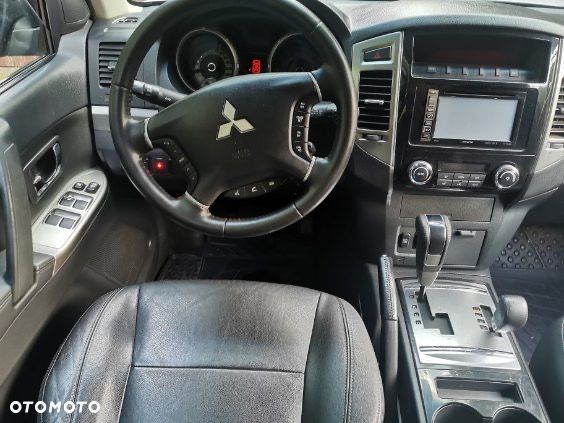 Mitsubishi Pajero 3.2 DID Instyle EU6 - 11