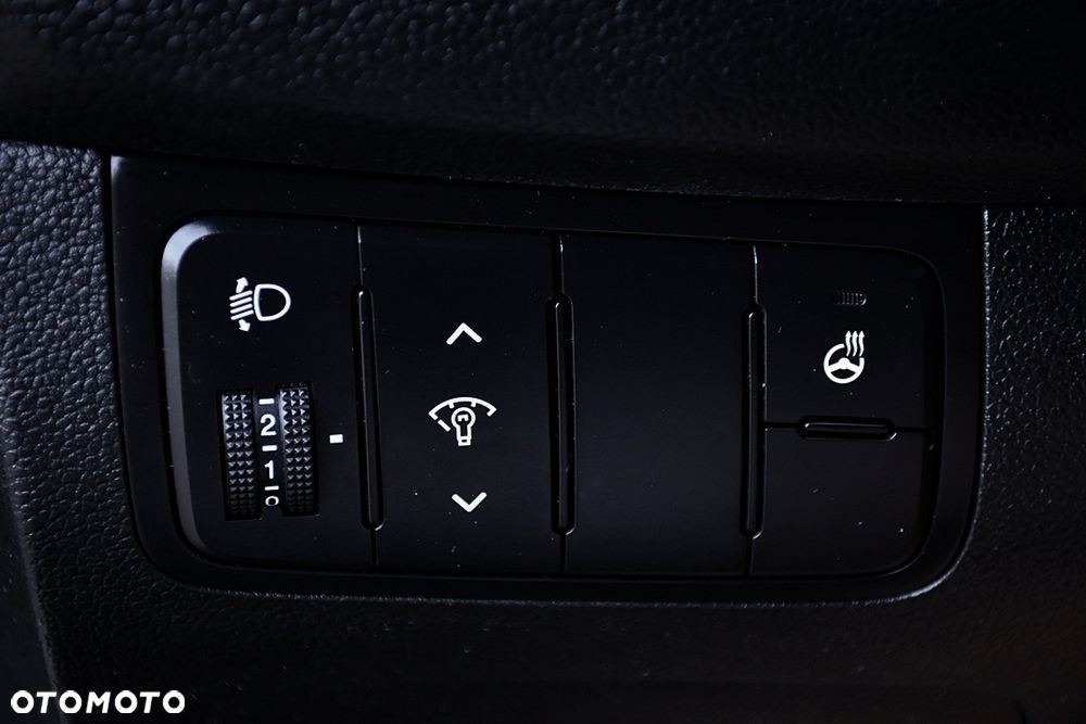Kia Ceed 1.4 L - 25