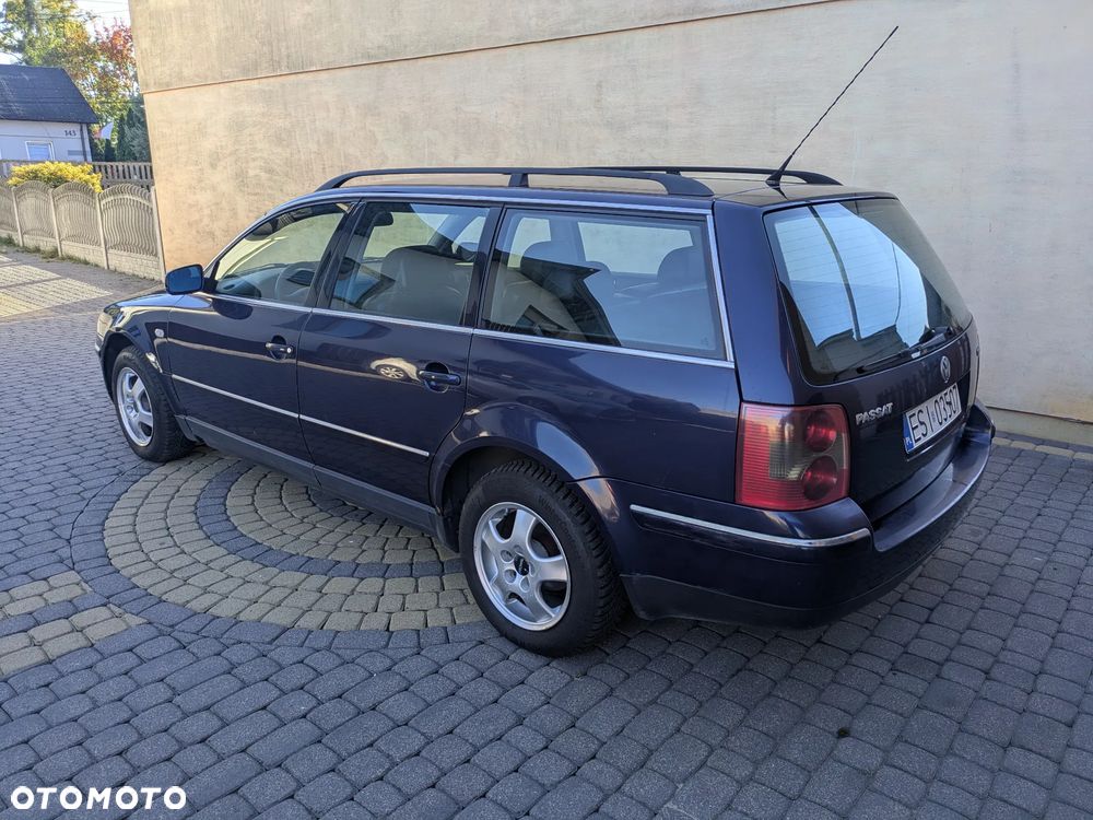 Volkswagen Passat 1.9 TDI Comfortline - 8