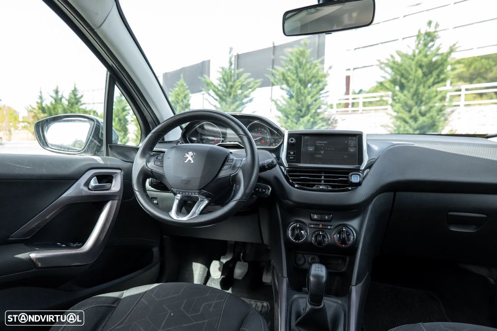 Peugeot 2008 PureTech 82 Active - 17