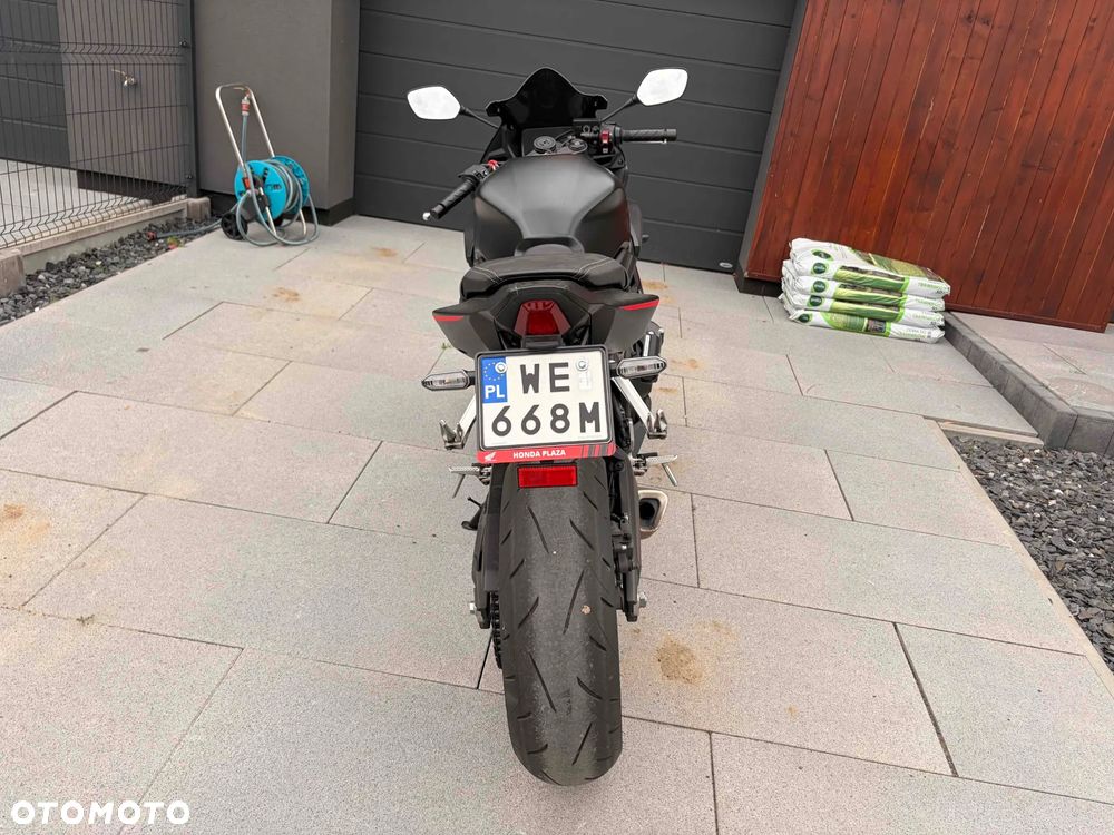 Honda CBR - 5