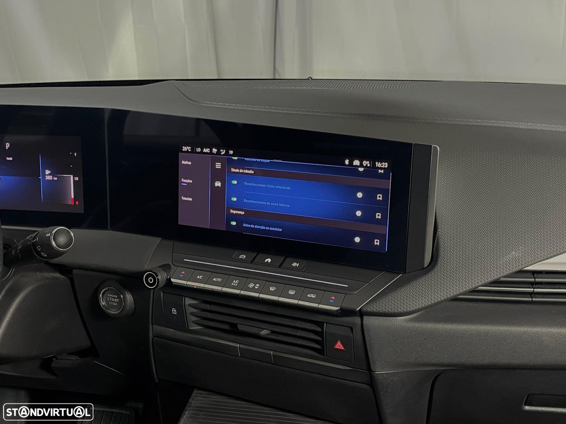 Opel Astra - 18