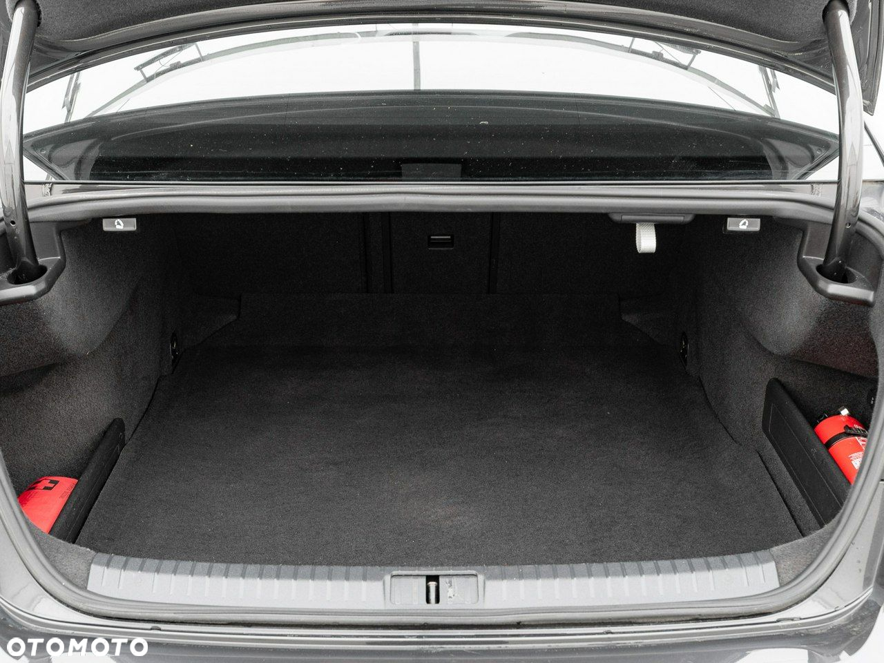 Volkswagen Passat 2.0 TDI Elegance DSG - 26
