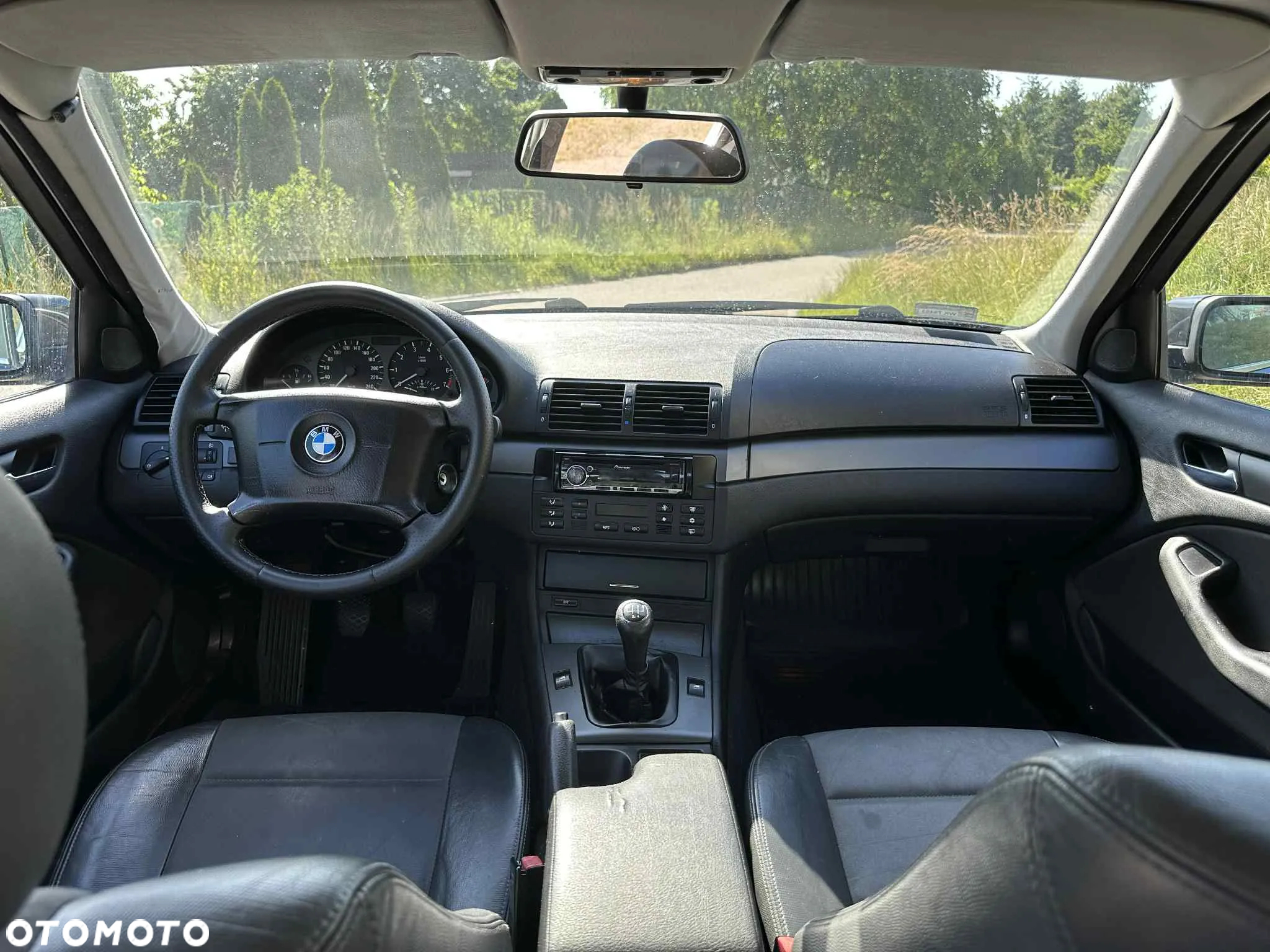 BMW Seria 3 325i - 11