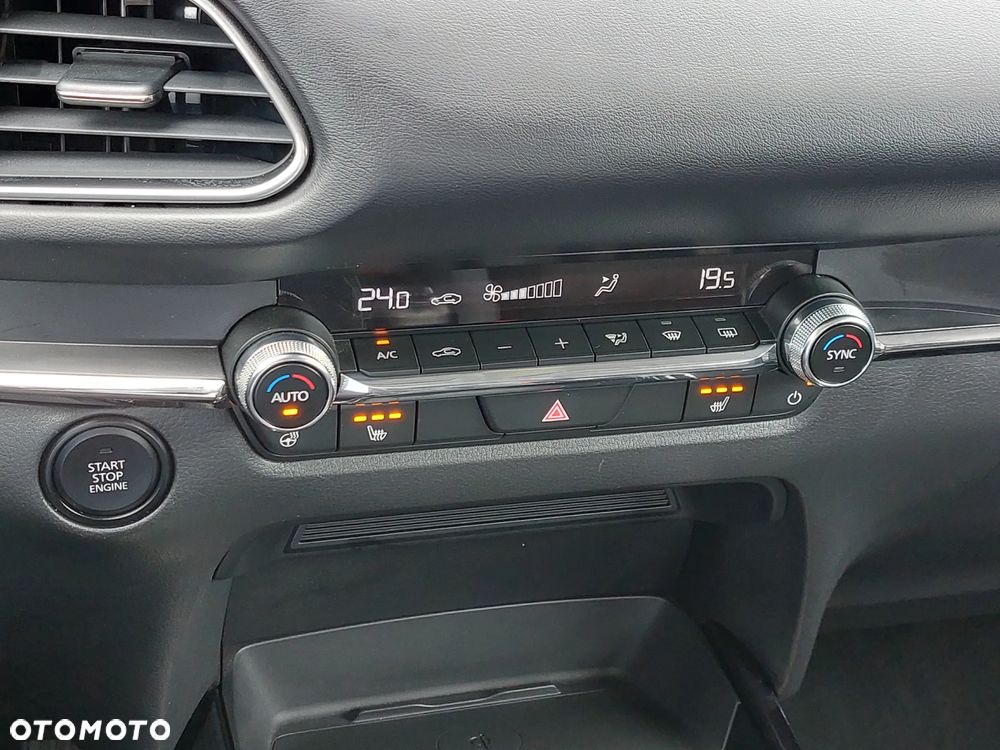 Mazda CX-30 2.0 mHEV Centre-Line 2WD - 10