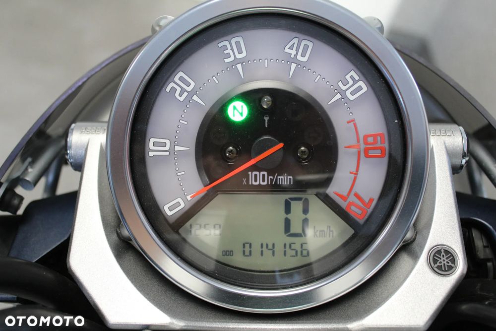 Yamaha MT - 7