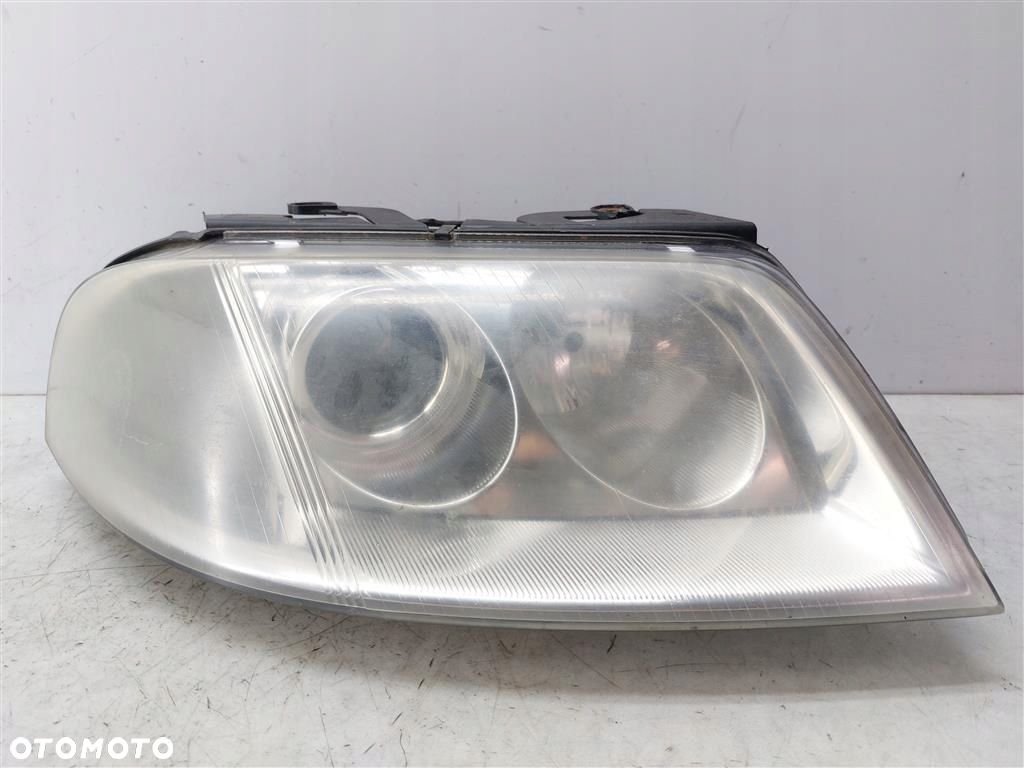 Reflektor lampa przód prawa VW Passat B5 FL SOCZEWKA 2000-2005 - 1