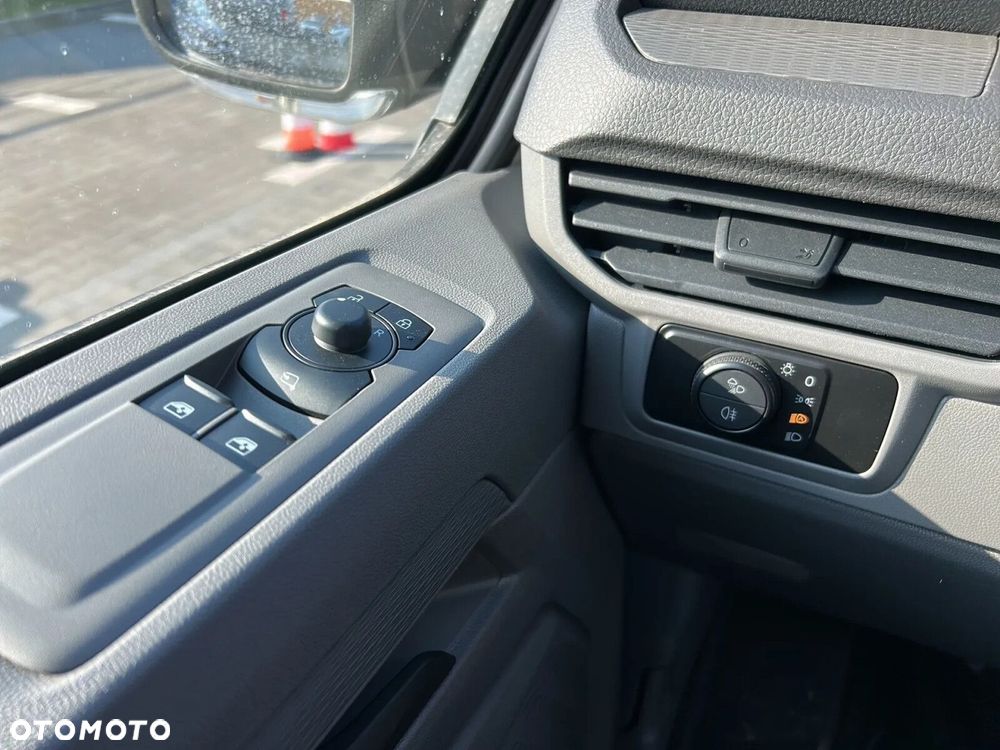 Volkswagen Transporter Furgon PLUS/6-cio osob./AUTOMAT (L2) 2.0 TDI 170KM, r.o. 3500 mm - 26