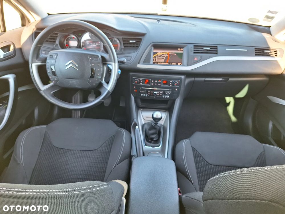 Citroën C5 2.0 HDi Confort Equilibre Navi - 16