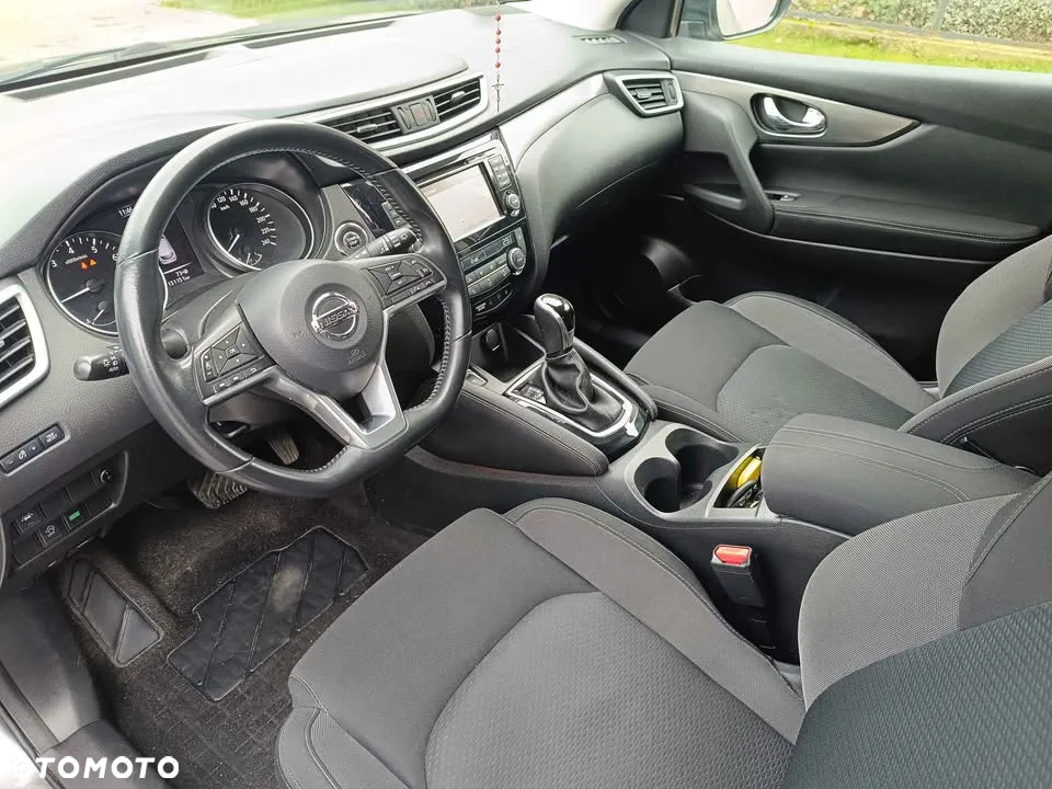 Nissan Qashqai 1.2 DIG-T N-Connecta Xtronic EU6 - 8