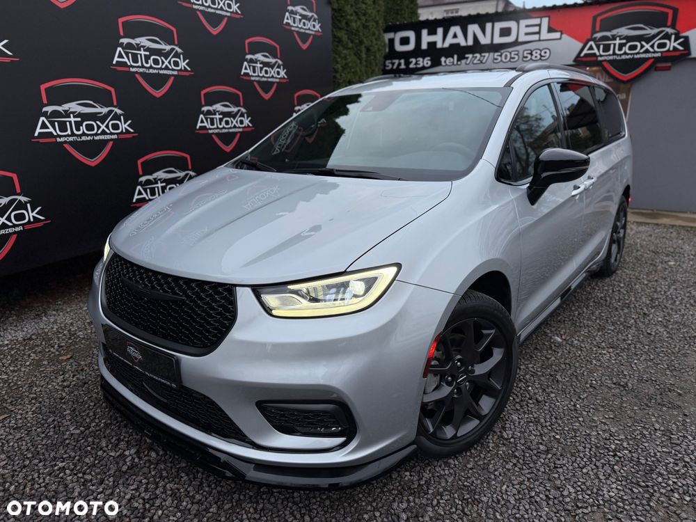 Chrysler Pacifica - 6