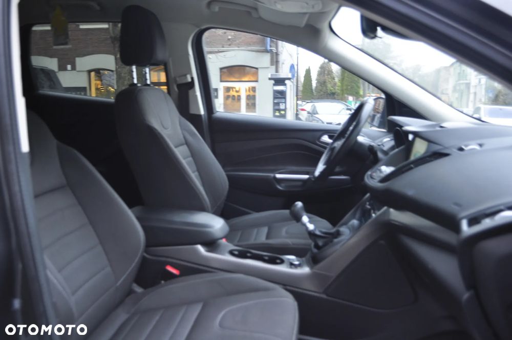 Ford Kuga 1.5 EcoBoost FWD Titanium ASS - 4