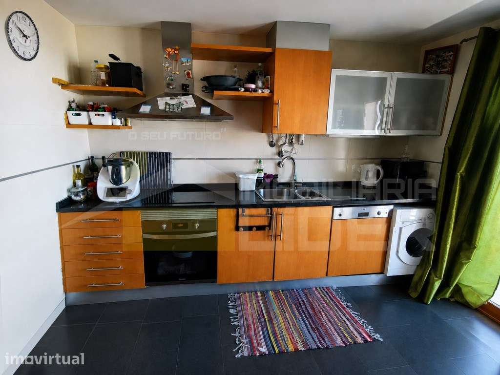 Apartamento T3 com Suíte, em Camarate, Lisboa. - Grande imagem: 3/19