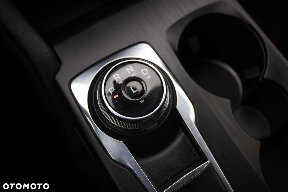 Ford Kuga 2.0 EcoBlue 4x4 TITANIUM X - 28