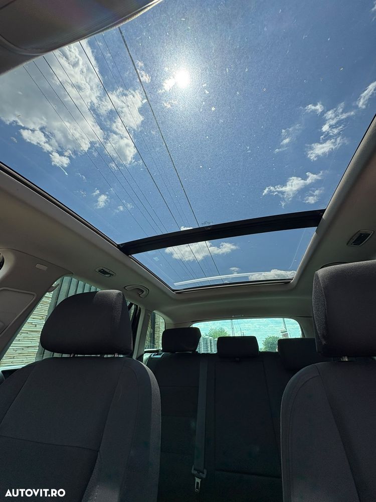Volkswagen Golf 1.4 TSI Highline DSG - 11