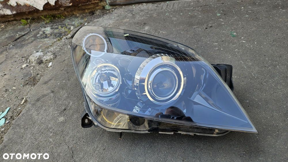 Lampa prawa reflektor prawy bixenon xenon skrętny opel astra h igła - 2
