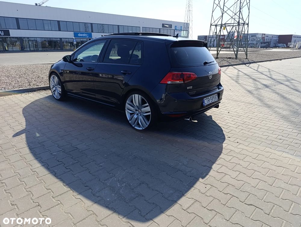 Volkswagen Golf 2.0 GTI DSG - 14