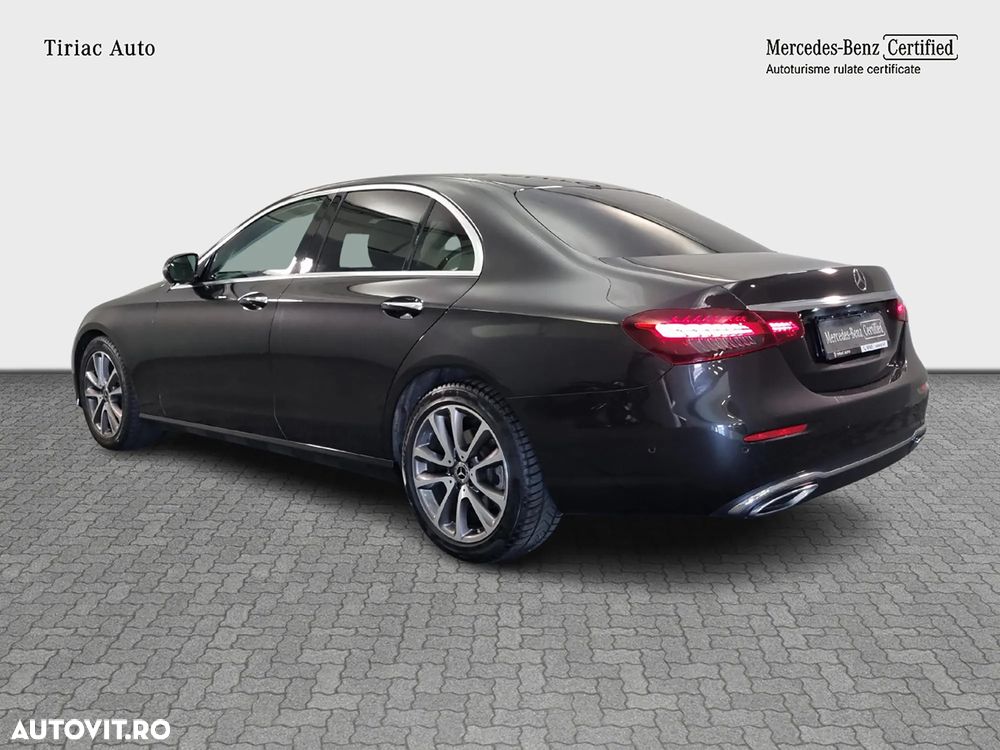 Mercedes-Benz E - 4