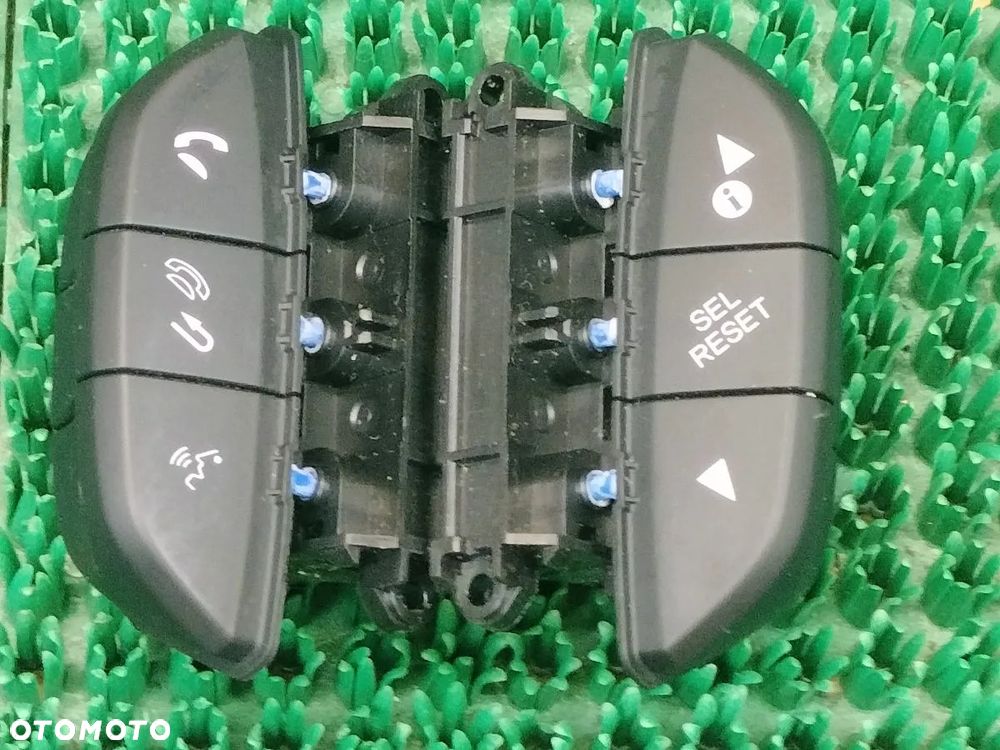 HONDA HR-V 15-21r Przycisk Kierownicy - 7