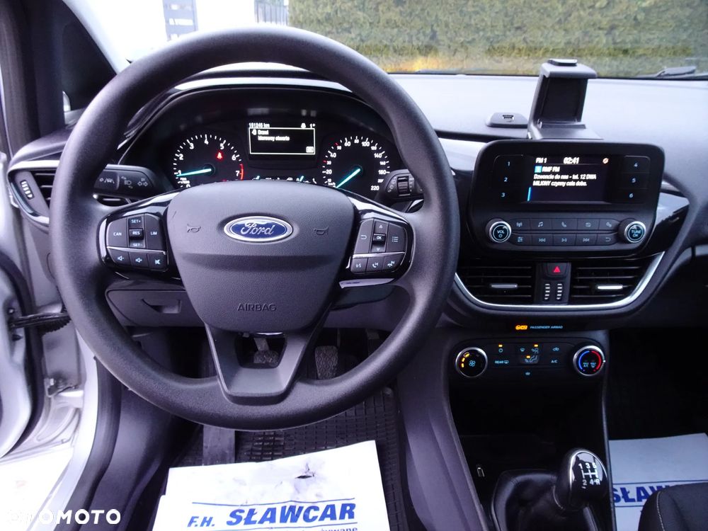 Ford Fiesta 1.1 Trend - 21