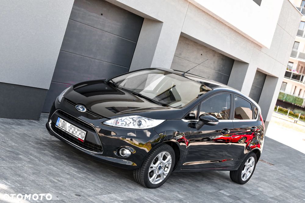 Ford Fiesta 1.25 Titanium EU6 - 1