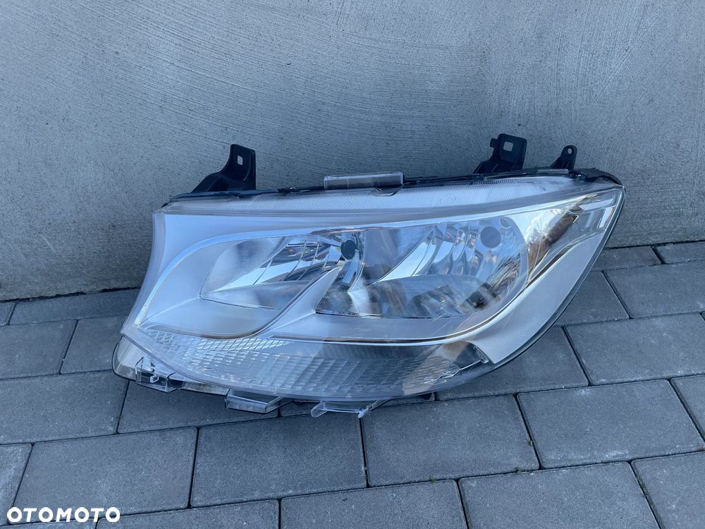 LAMPA PRZEDNIA LEWA MERCEDES SPRINTER W907, W910  2018-- NOWA - 1